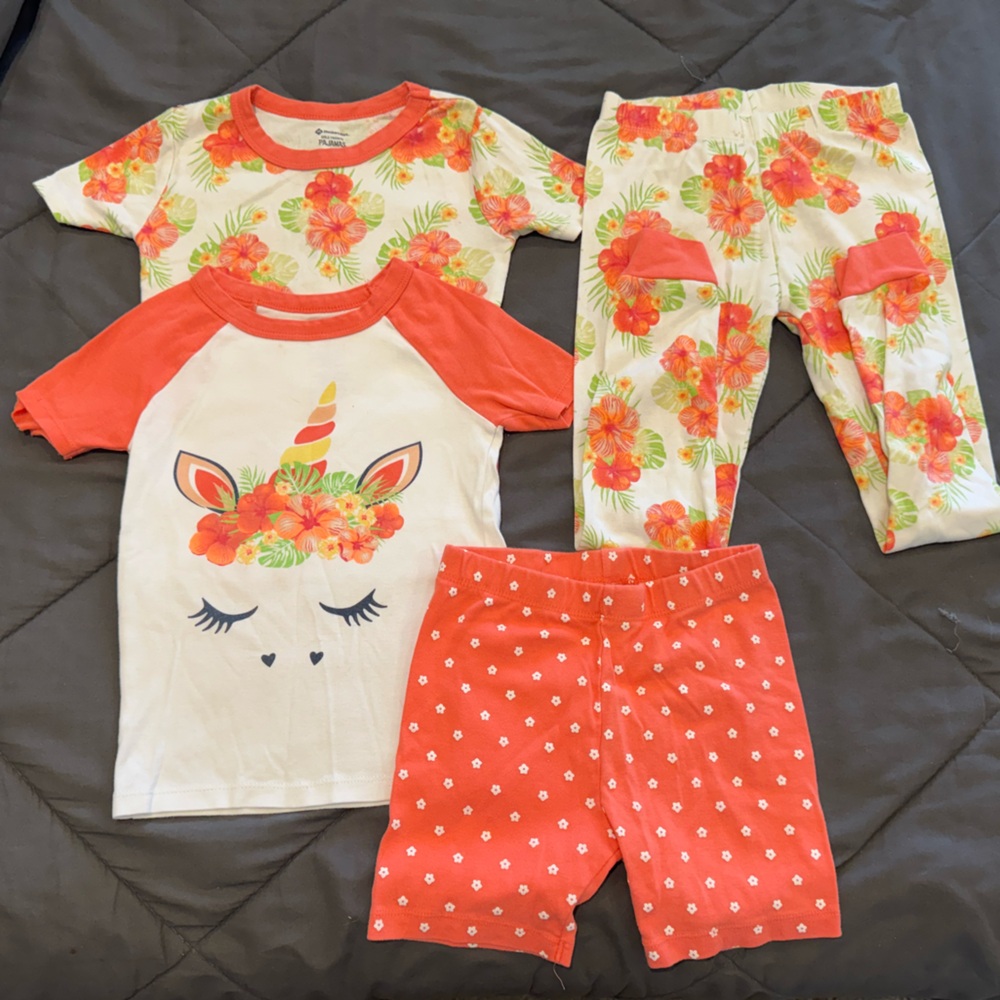 Members Mark 4pc Pajama Set 2 short sleeve shirts 1 short 1 jogger pants Sz 6